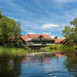 Chevin Country Park & 3*, Otley (West Yorkshire) United Kingdom